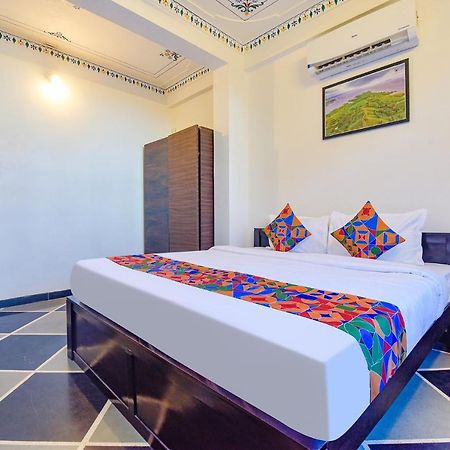 Fabexpress Achrol Palace Udaipur Kültér fotó