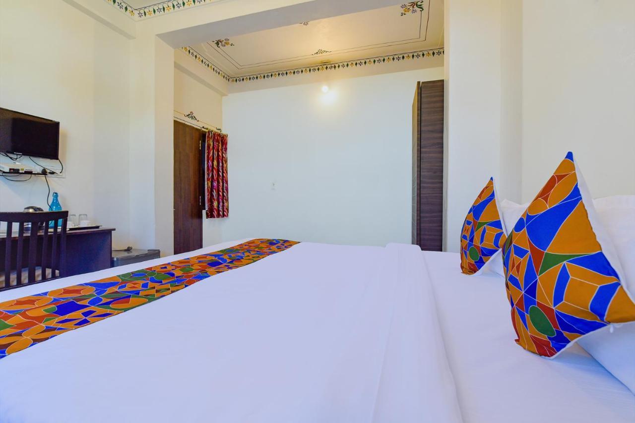 Fabexpress Achrol Palace Udaipur Kültér fotó