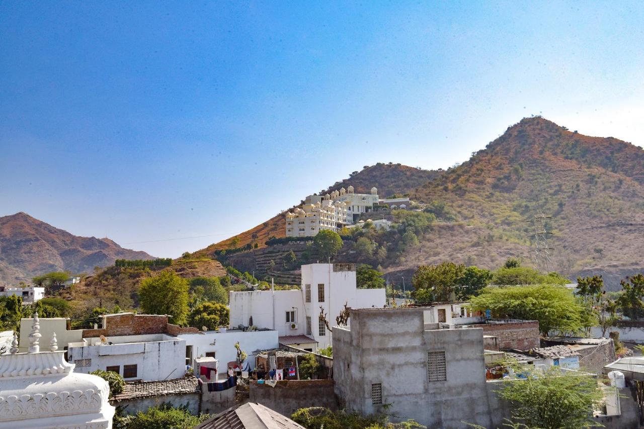 Fabexpress Achrol Palace Udaipur Kültér fotó