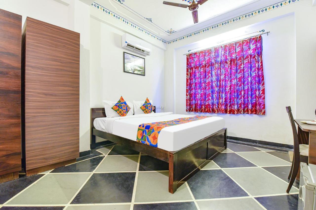 Fabexpress Achrol Palace Udaipur Kültér fotó